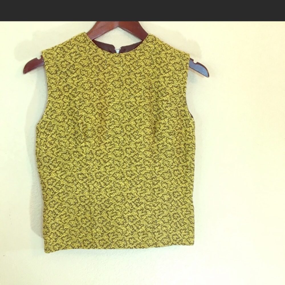 Beautiful sleeveless brocade gold elegant blouse